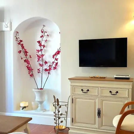 Sol Apartment *